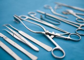 Surgical instruments in an operating theatre